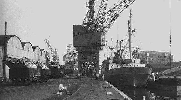 Quay Berth 14 looking north from the coal tip