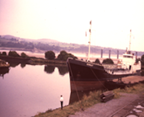 Berkeley,on the canal. May 1968