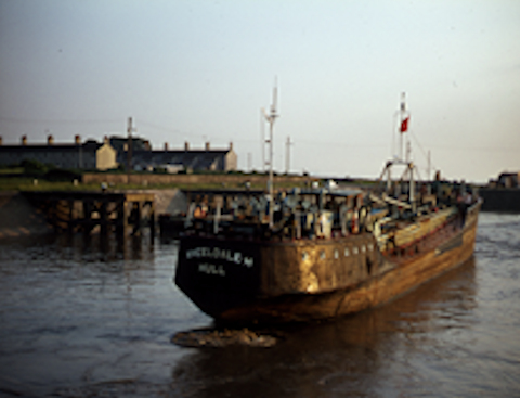 Wheeldale H entering the dock. May 1968